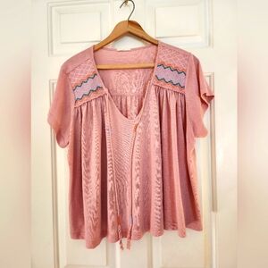 Kori short sleeve flowy embroidered top with tassles size m/l boho